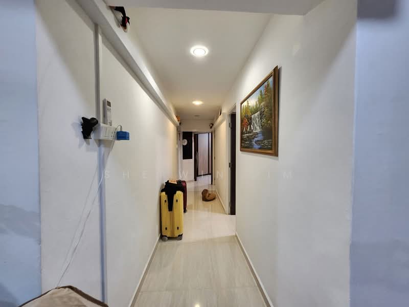 106B Depot Road HDB Flat For Sale at S$ 850,000 | PropertyGuru Singapore - Corridor