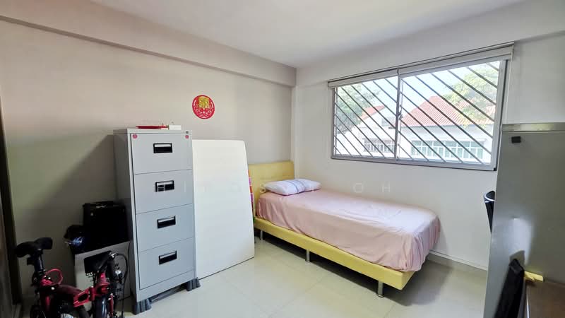 330 Serangoon Avenue 3 HDB Flat For Sale at S$ 900,000 | PropertyGuru Singapore - Bedroom