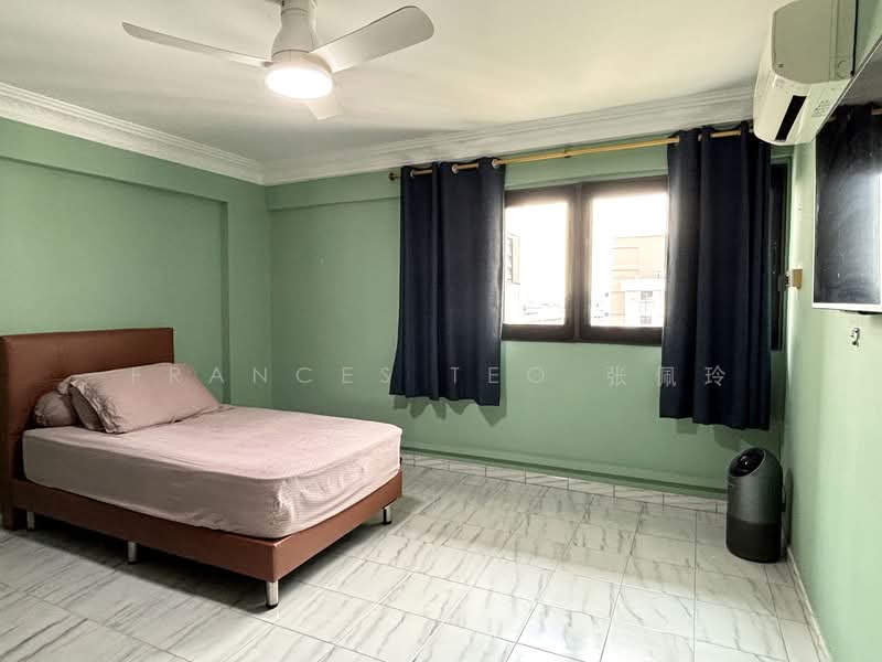 627 Hougang Avenue 8 HDB Flat For Sale at S$ 858,000 | PropertyGuru Singapore - Bedroom