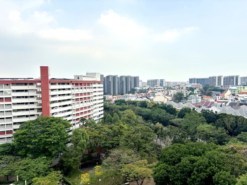 627 Hougang Avenue 8 HDB Flat For Sale at S$ 858,000 | PropertyGuru Singapore - Exterior