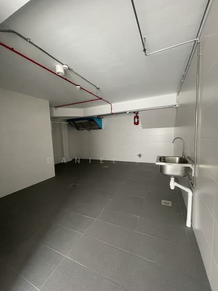 96 Sims Ave, 96 Sims Avenue, 2,240 sqft, Food & Beverage For Rent, by Daniel Jee, 500069472 - Kitchen - CommercialGuru.com.sg