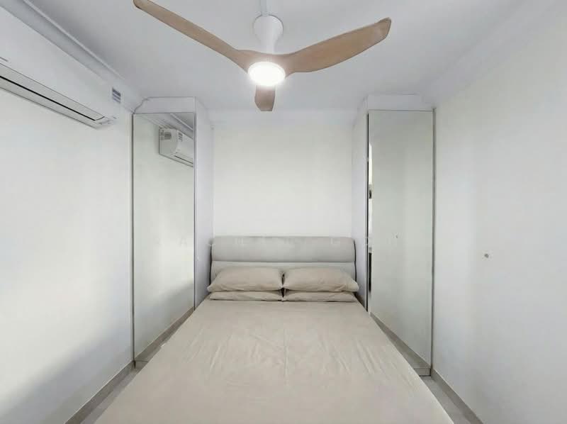 234 Choa Chu Kang Central HDB Flat For Sale at S$ 680,000 | PropertyGuru Singapore - Bedroom
