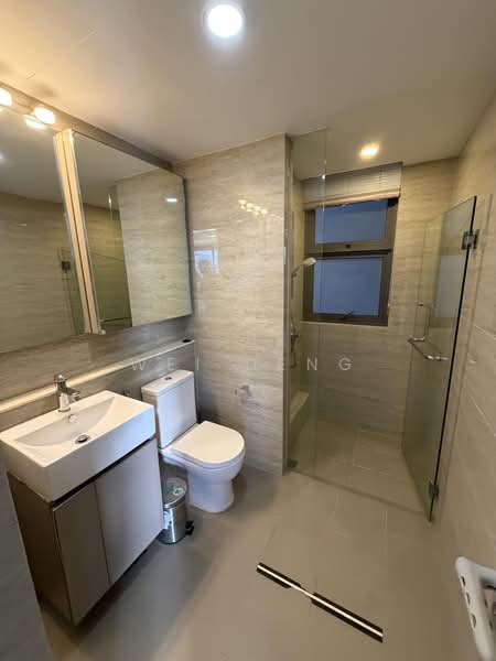 Waterwoods, 23 Punggol Field Walk, 4 Bedrooms, 1,281 sqft, Executive Condominium For Sale, by WEI DENG, 500069483 - Bathroom - PropertyGuru.com.sg