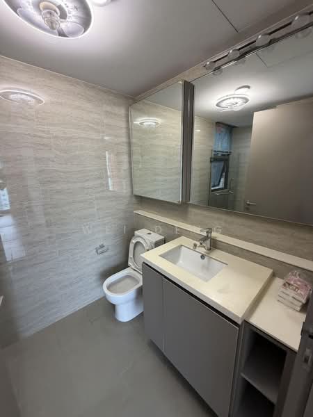 Waterwoods, 23 Punggol Field Walk, 4 Bedrooms, 1,281 sqft, Executive Condominium For Sale, by WEI DENG, 500069483 - Bathroom - PropertyGuru.com.sg