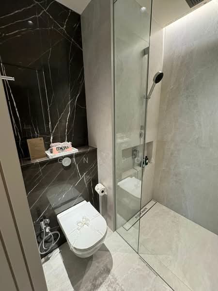 W Residences Marina View - Singapore Condominium For Sale at S$ 2,138,000 | PropertyGuru Singapore - Bathroom
