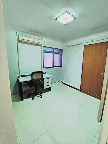773 Woodlands Drive 60 HDB Flat For Sale at S$ 560,000 | PropertyGuru Singapore - Bedroom