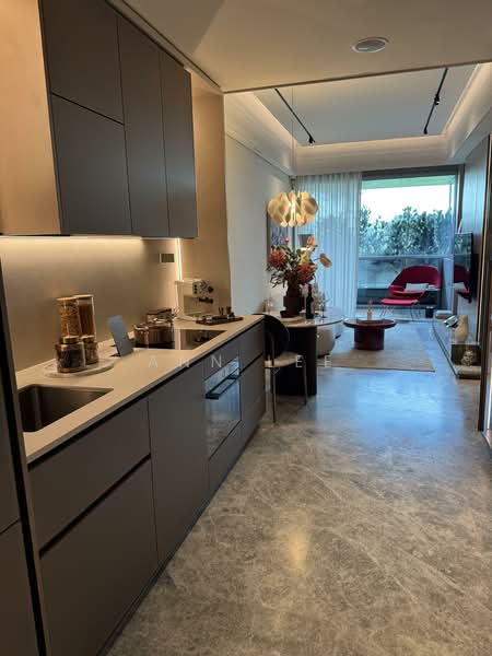 W Residences Marina View - Singapore Condominium For Sale at S$ 1,927,000 | PropertyGuru Singapore