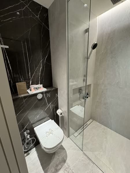 W Residences Marina View - Singapore Condominium For Sale at S$ 1,927,000 | PropertyGuru Singapore