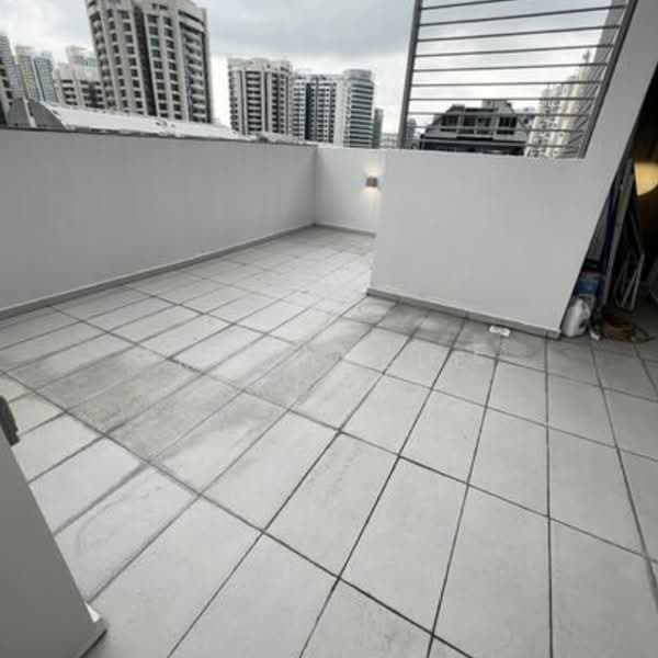 RV Suites Apartment For Sale at S$ 2,300,000 | PropertyGuru Singapore - Balcony