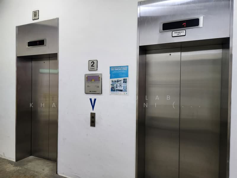 SYH Logistic Building, 68 Kallang Pudding Road, 1,923 sqft, Light Industrial (B1) For Rent, by Vinay Gulab Khanchandani ( Vincent ), 500069540 - Corridor - CommercialGuru.com.sg