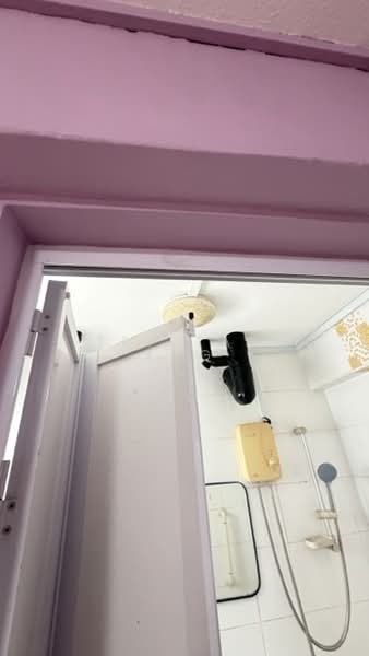 659 Yishun Avenue 4, 659 Yishun Avenue 4, 2 Bedrooms, 764 sqft, HDB Flat For Rent, by Tristan Ang, 500069543 - Bathroom - PropertyGuru.com.sg