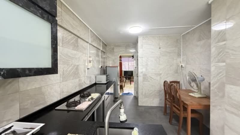 659 Yishun Avenue 4, 659 Yishun Avenue 4, 2 Bedrooms, 764 sqft, HDB Flat For Rent, by Tristan Ang, 500069543 - Kitchen - PropertyGuru.com.sg