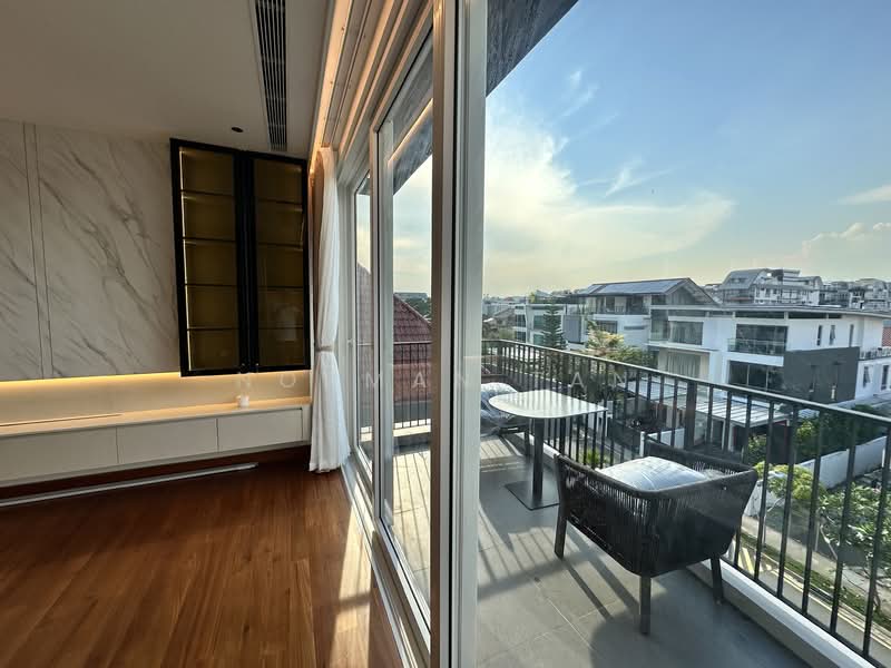 Jalan Baiduri Corner Terrace For Sale at S$ 9,200,000 | PropertyGuru Singapore - Balcony