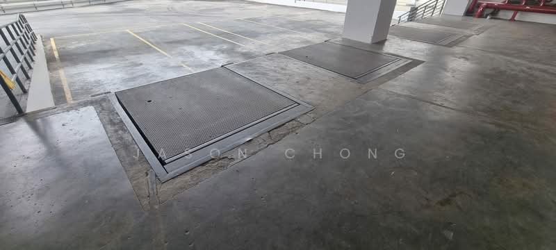 Warehouse, Tuas, loading Bay, High Ceiling, $1.00psf, Warehouse, 52,002 sqft, Warehouse For Rent, by Jason Chong, 500069567 - Car Park - CommercialGuru.com.sg