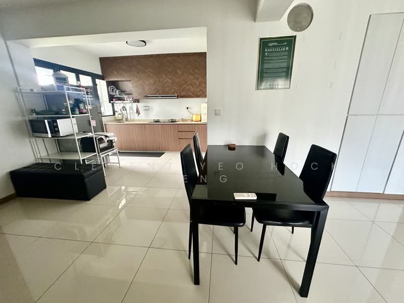 641A Tampines Street 62, 641A Tampines Street 62, Room Rental, 200 sqft, HDB Flat For Rent, by Clement Yeo Hock Seng, 500069581 - Kitchen - PropertyGuru.com.sg