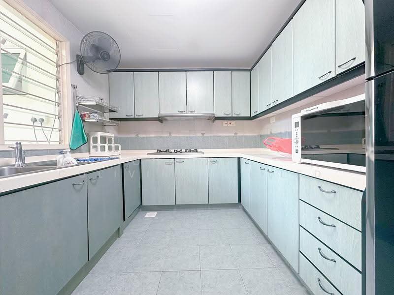 Estella Gardens, 21 - 27 Flora Road, Changi Airport / Changi Village, Room Rental, 150 sqft, Condominium For Rent, by David, 500069584 - Kitchen - PropertyGuru.com.sg
