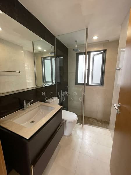 Waterfront Isle, 738 Bedok Reservoir Road, 2 Bedrooms, 914 sqft, Condominium For Rent, by Nelson Chung, 500069595 - Bathroom - PropertyGuru.com.sg