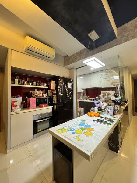 Twin Waterfalls Executive Condominium For Sale at S$ 1,788,000 | PropertyGuru Singapore - Dry Kitchen