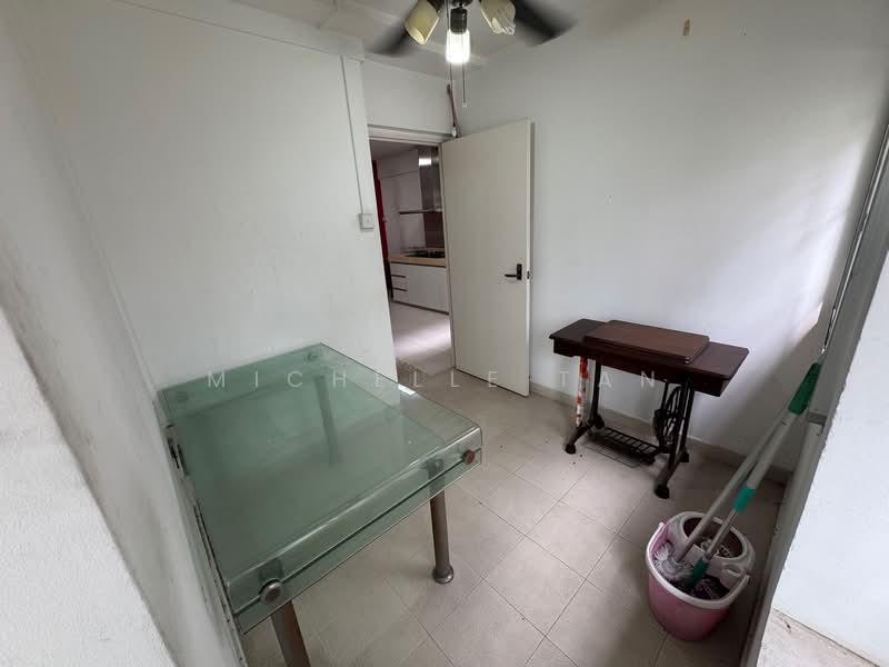 118 Ang Mo Kio Avenue 4, 118 Ang Mo Kio Avenue 4, 2 Bedrooms, 797 sqft, HDB Flat For Sale, by Michelle Tan, 500069608 - Kitchen - PropertyGuru.com.sg
