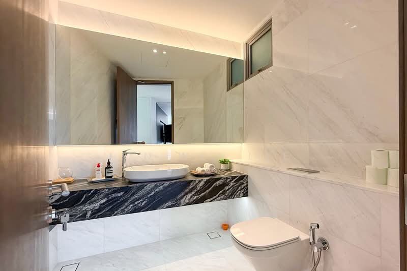 The Oceanfront @ Sentosa Cove Condominium For Sale at S$ 8,000,000 | PropertyGuru Singapore - Bathroom