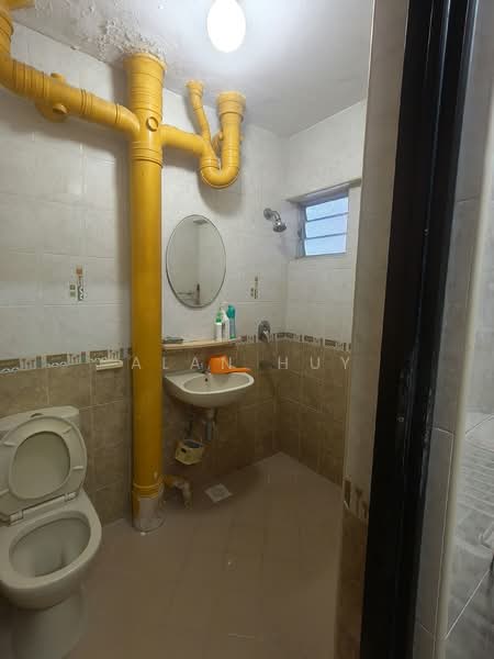 Neptune Court, 1 Marine Vista, Room Rental, 100 sqft, Apartment For Rent, by Alan Huy, 500069653 - Bathroom - PropertyGuru.com.sg