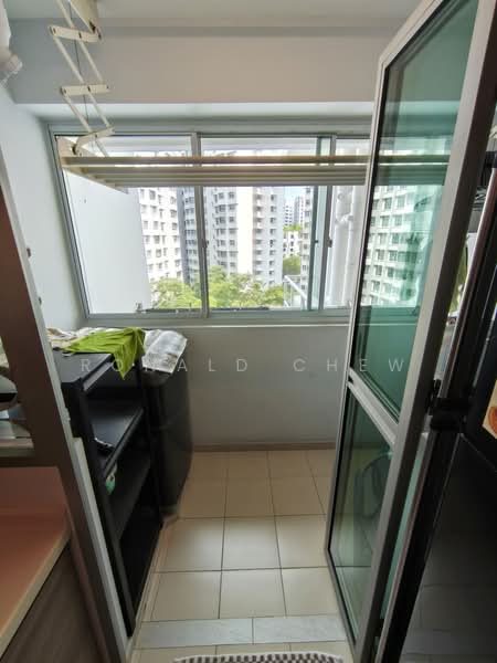 673A Edgefield Plains HDB Flat For Sale at S$ 660,000 | PropertyGuru Singapore - Balcony