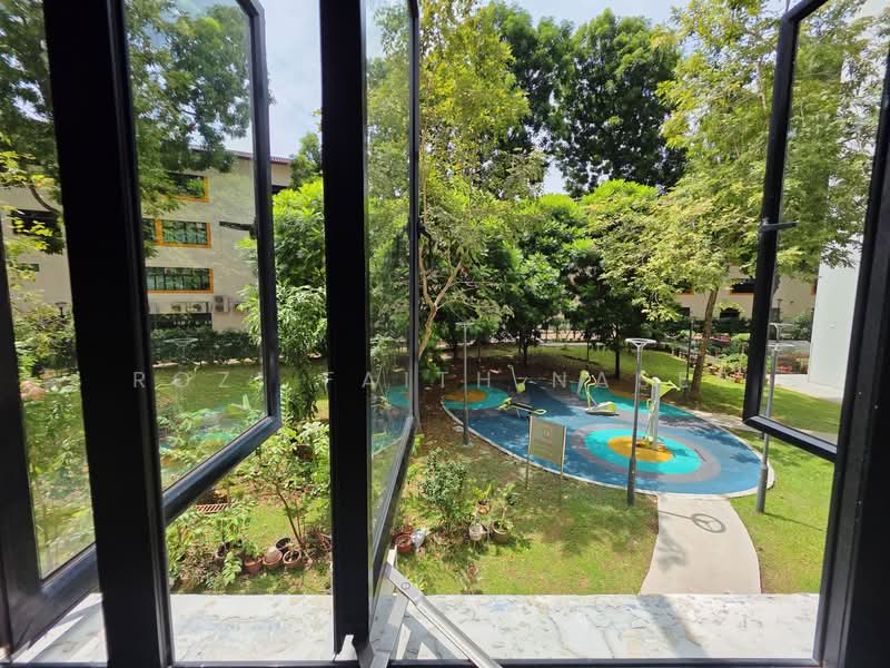 868 Woodlands Street 83 HDB Flat For Sale at S$ 839,000 | PropertyGuru Singapore - Exterior