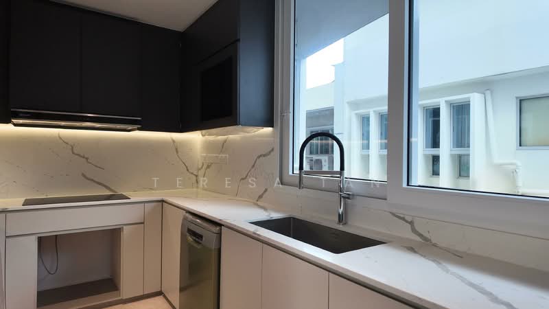 ⭐️⭐️LANDED 7772⭐️ Jalan Baiduri Corner Terrace For Sale at S$ 9,200,000 | PropertyGuru Singapore - Kitchen