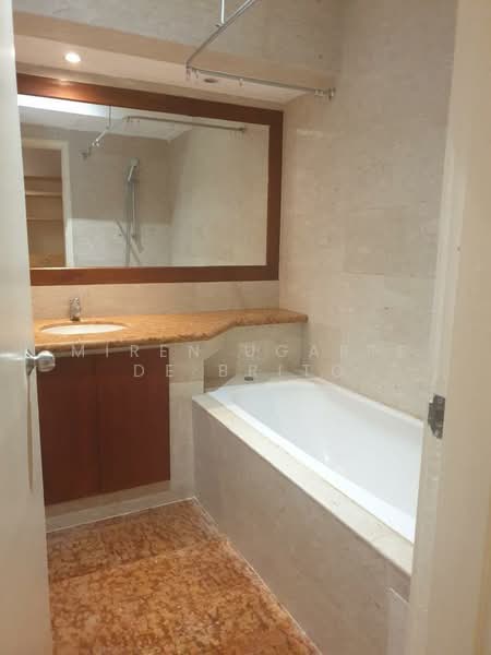 Villa Delle Rose, Taman Nakhoda, 3 Bedrooms, 2,800 sqft, Condominium For Rent, by Miren Ugarte de Brito, 500069739 - Bathroom - PropertyGuru.com.sg