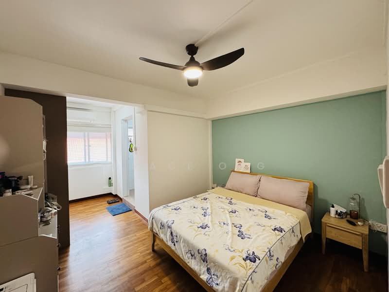 451 Sin Ming Avenue HDB Flat For Sale at S$ 850,000 | PropertyGuru Singapore - Bedroom