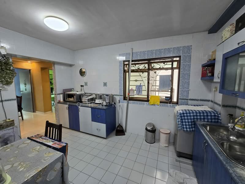318A Anchorvale Link HDB Flat For Sale at S$ 720,000 | PropertyGuru Singapore - Kitchen
