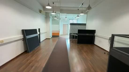 Tradehub 21, 18 Boon Lay Way, 1,055 sqft, Light Industrial (B1) For Rent, by Alan Yap, 500069778 - CommercialGuru.com.sg