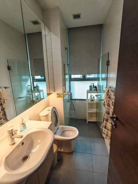 Suffolk Premier, 3 Suffolk Road, Room Rental, 180 sqft, Apartment For Rent, by Steve Voon, 500069780 - Bathroom - PropertyGuru.com.sg