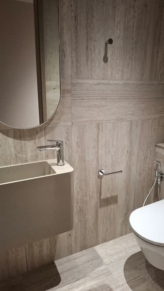 River Modern Condominium For Sale at S$ 5,496,002 | PropertyGuru Singapore - Bathroom