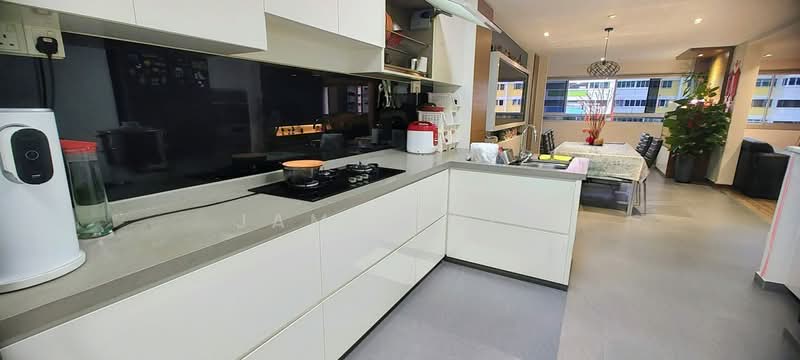 859 Yishun Avenue 4 HDB Flat For Sale at S$ 750,000 | PropertyGuru Singapore - Kitchen