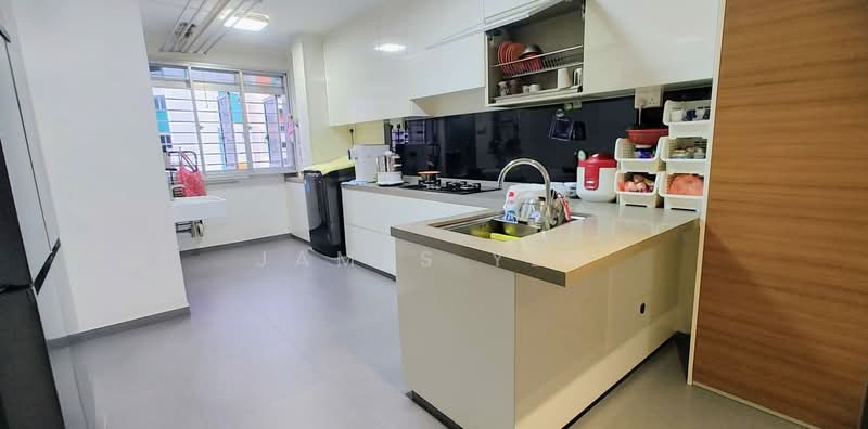 859 Yishun Avenue 4 HDB Flat For Sale at S$ 750,000 | PropertyGuru Singapore - Kitchen