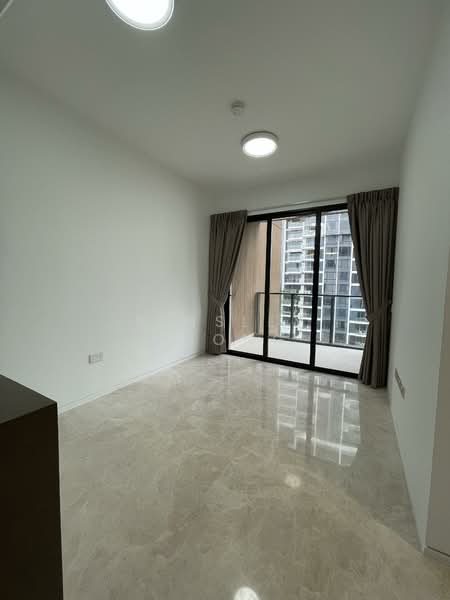 Juniper Hill Condominium For Sale at S$ 1,950,000 | PropertyGuru Singapore - Balcony