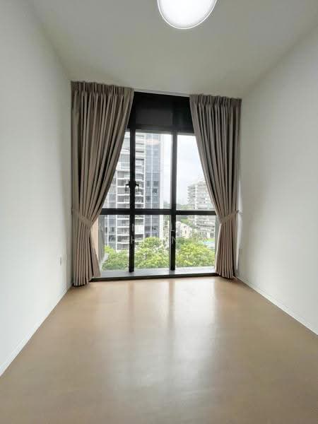 Juniper Hill, 39 Ewe Boon Road, Tanglin / Holland / Bukit Timah, 2 Bedrooms, 592 sqft, Condominium For Sale, by Ainsley Chong, 500069825 - MASTERBEDROOM - PropertyGuru.com.sg