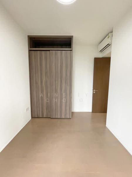 Juniper Hill, 39 Ewe Boon Road, Tanglin / Holland / Bukit Timah, 2 Bedrooms, 592 sqft, Condominium For Sale, by Ainsley Chong, 500069825 - MASTERBEDROOM - PropertyGuru.com.sg