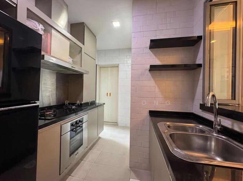 Venezio Apartment For Sale at S$ 2,240,000 | PropertyGuru Singapore - Kitchen