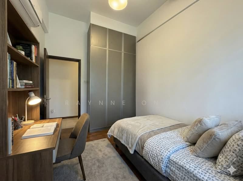 Venezio Apartment For Sale at S$ 2,240,000 | PropertyGuru Singapore - Bedroom 2