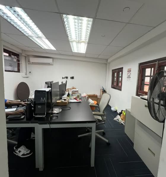 RAFFLES PLACE | Fitted Shophouse Office | 2 Minutes to MRT Station |, Telok Ayer MRT, 2,799 sqft, Office For Rent, by Amy Aw 胡嘉薇, 500069832 - CommercialGuru.com.sg