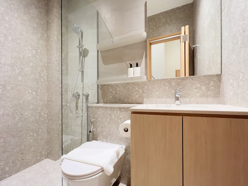 Freehold Serviced Apartment in River Valley, , 6,149 sqft, Land with Building / En-bloc For Sale, by Sophia Lim, 500069834 - Bathroom - CommercialGuru.com.sg