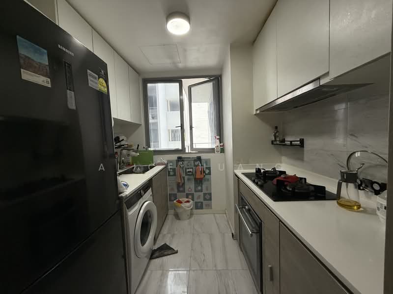 The Alps Residences Condominium For Sale at S$ 1,450,000 | PropertyGuru Singapore - Kitchen