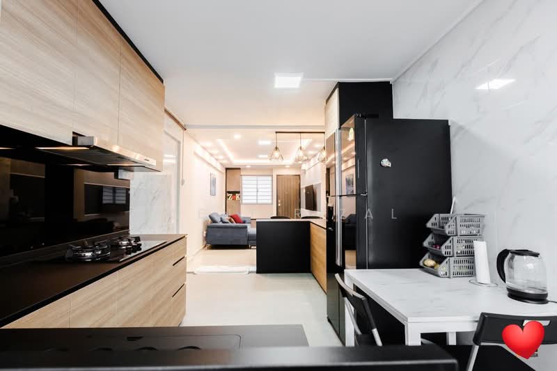 425 Bedok North Road HDB Flat For Sale at S$ 455,000 | PropertyGuru Singapore - Kitchen