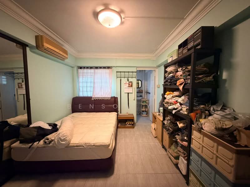 43 Cambridge Road HDB Flat For Sale at S$ 599,999 | PropertyGuru Singapore - Bedroom