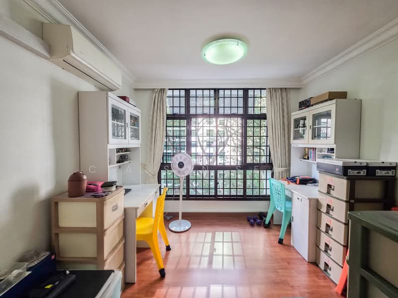 471 Segar Road HDB Flat For Sale at S$ 590,000 | PropertyGuru Singapore - Study