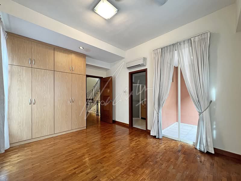 Bedroom 2 (With Balcony)