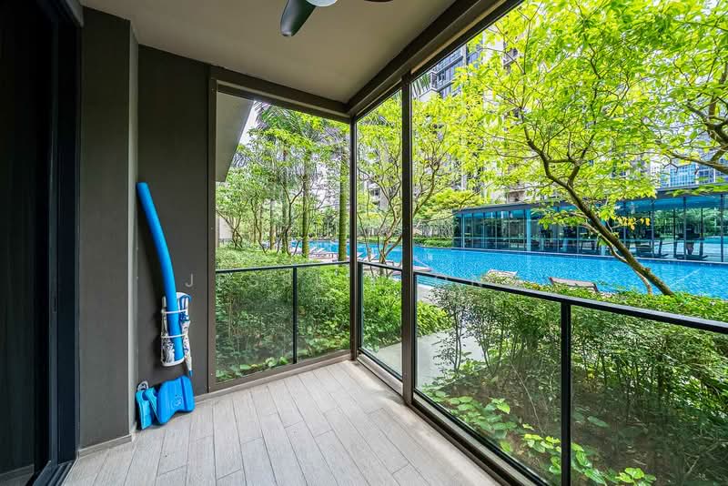 The Tapestry Condominium For Sale at S$ 2,000,000 | PropertyGuru Singapore - Balcony