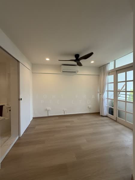 Elizabeth Heights, 57 Cairnhill Road, 5 Bedrooms, 2,519 sqft, Condominium For Rent, by Evelyn Chen, 500069909 - common bedroom - PropertyGuru.com.sg